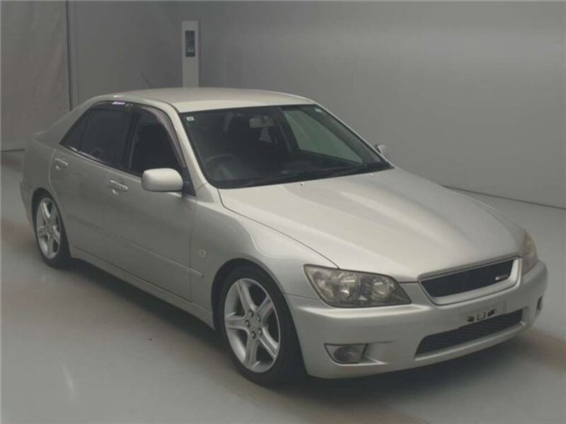 TOYOTA ALTEZZA