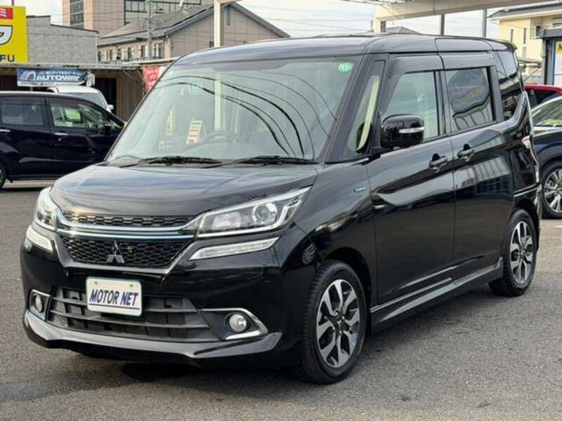 MITSUBISHI DELICA D2