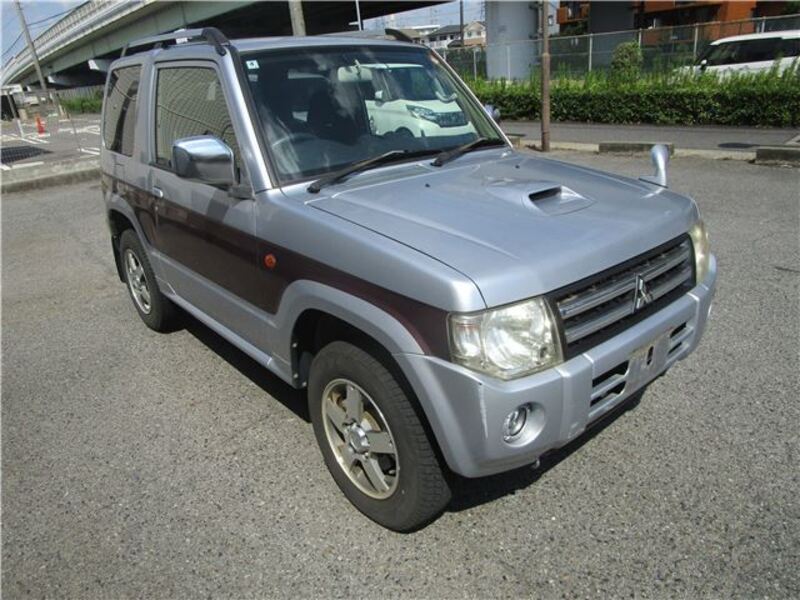 MITSUBISHI PAJERO MINI