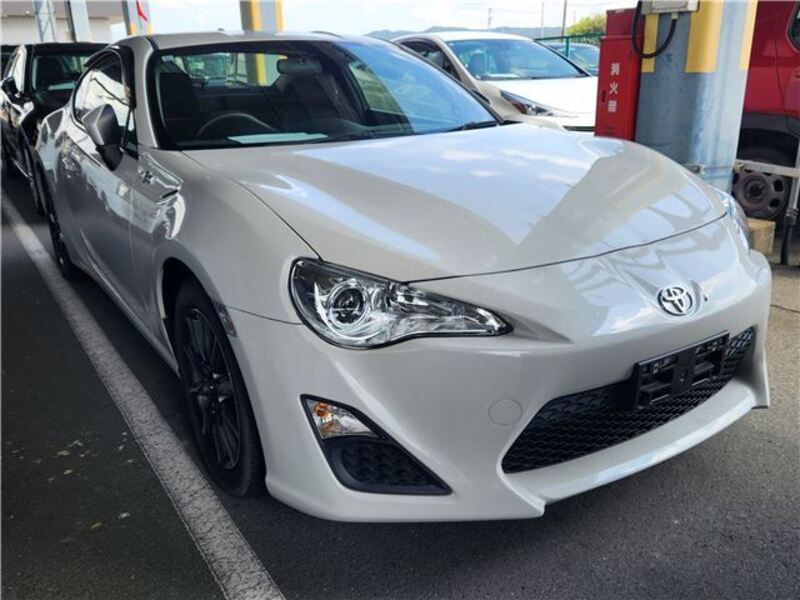 TOYOTA 86