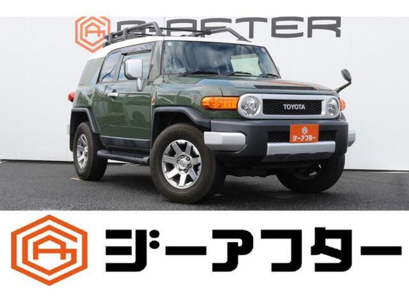 TOYOTA FJ CRUISER