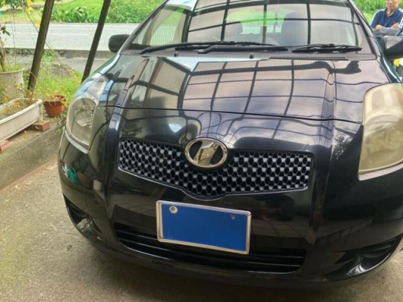 TOYOTA VITZ