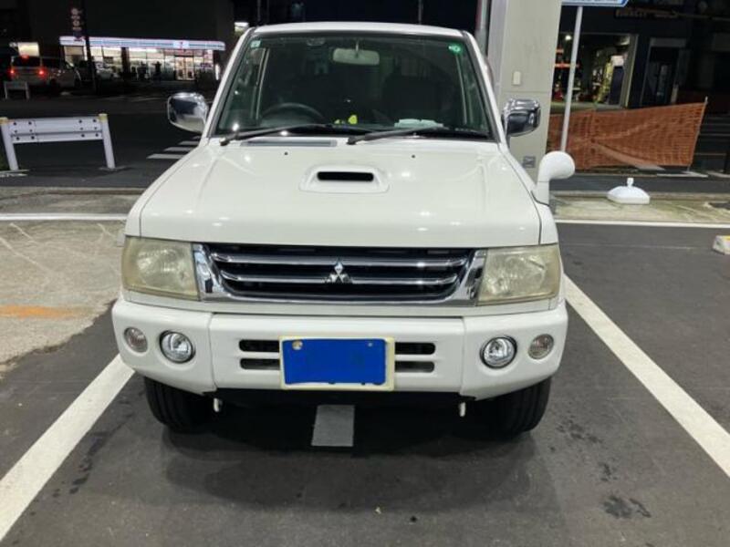 MITSUBISHI PAJERO MINI
