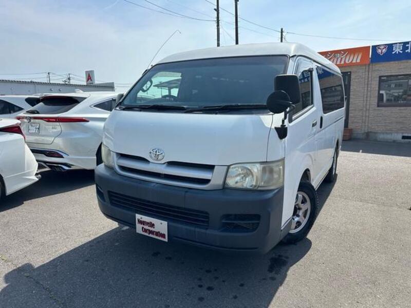 TOYOTA HIACE WAGON