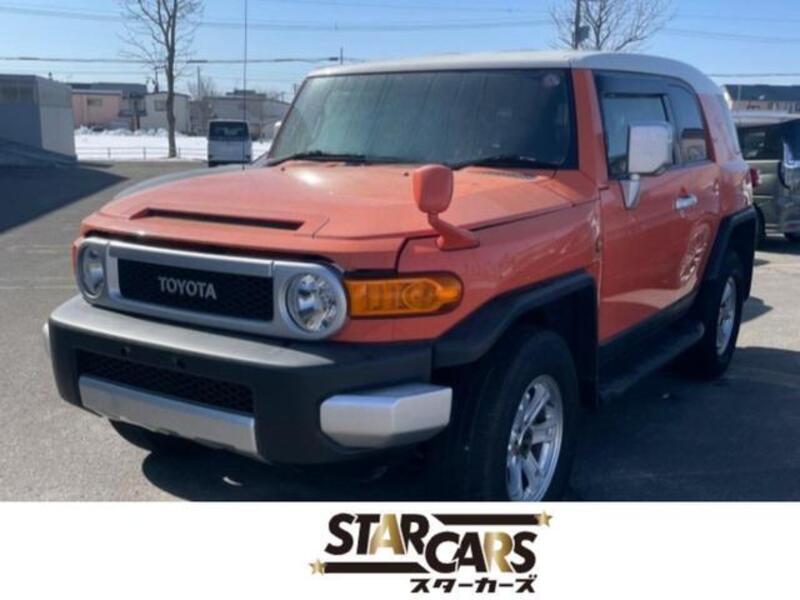 TOYOTA FJ CRUISER