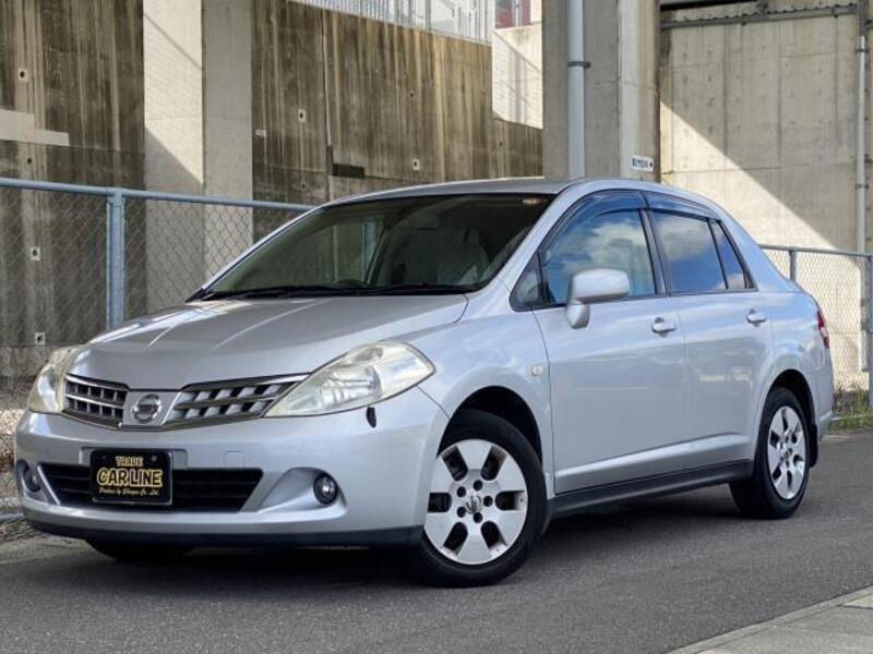 NISSAN TIIDA LATIO