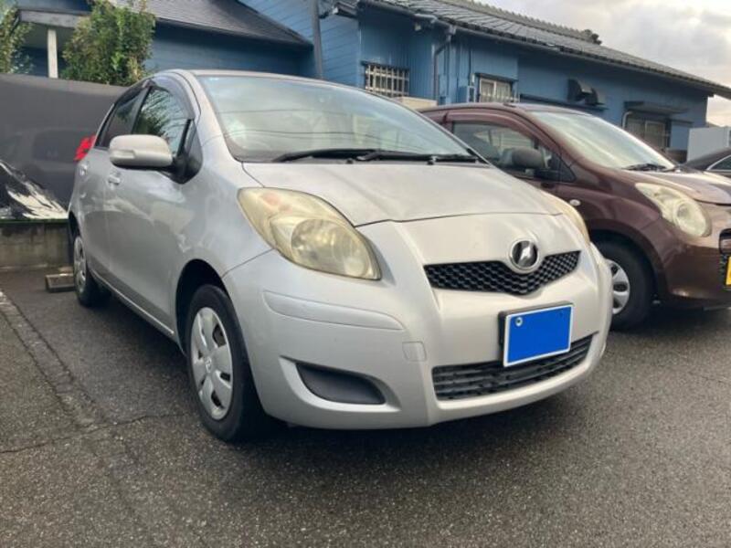 TOYOTA VITZ