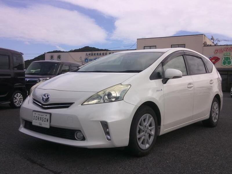TOYOTA PRIUS ALPHA