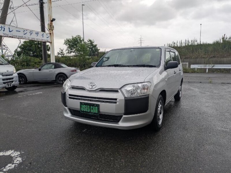 TOYOTA SUCCEED VAN