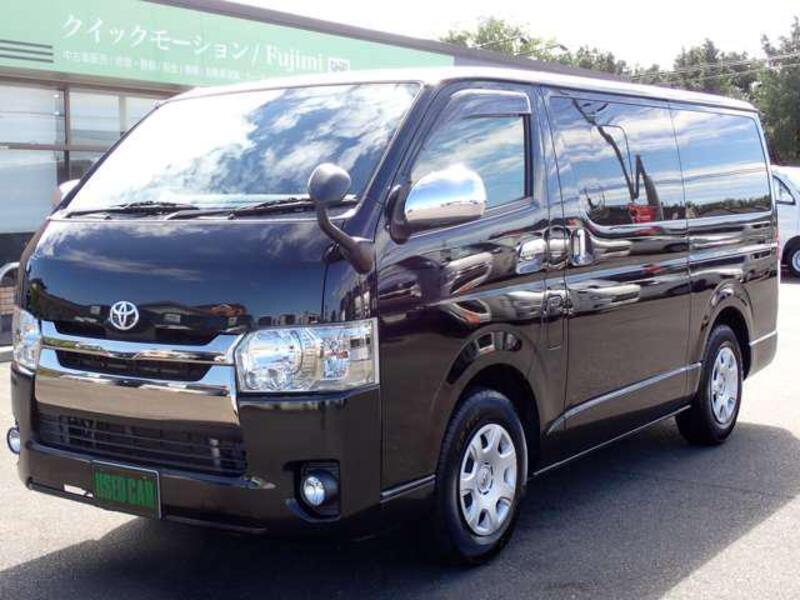 TOYOTA HIACE VAN