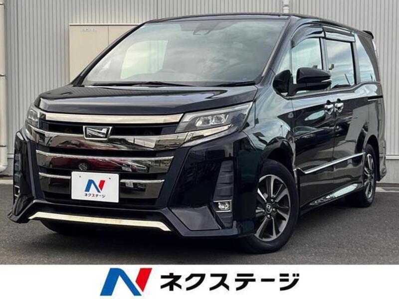 TOYOTA NOAH