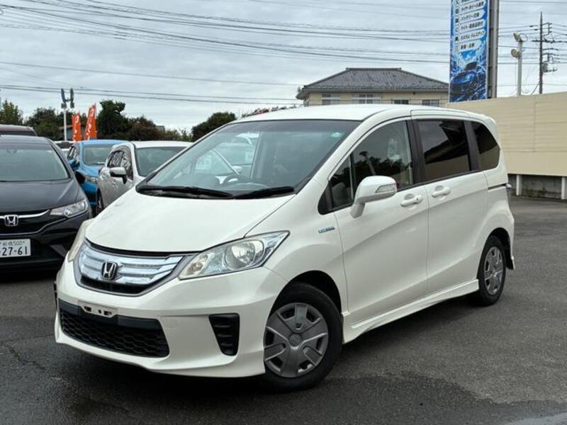 HONDA FREED HYBRID