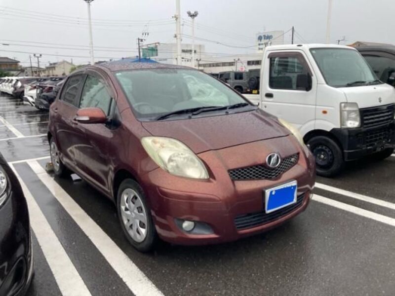 TOYOTA VITZ