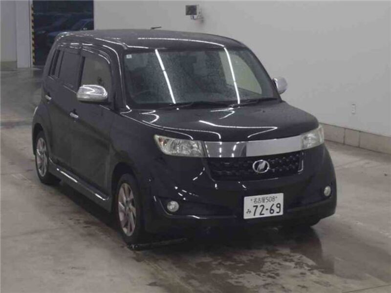 TOYOTA BB