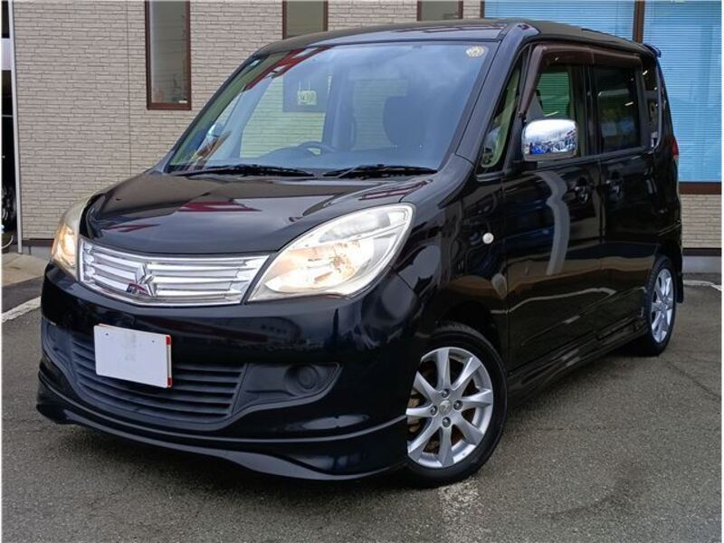 MITSUBISHI DELICA