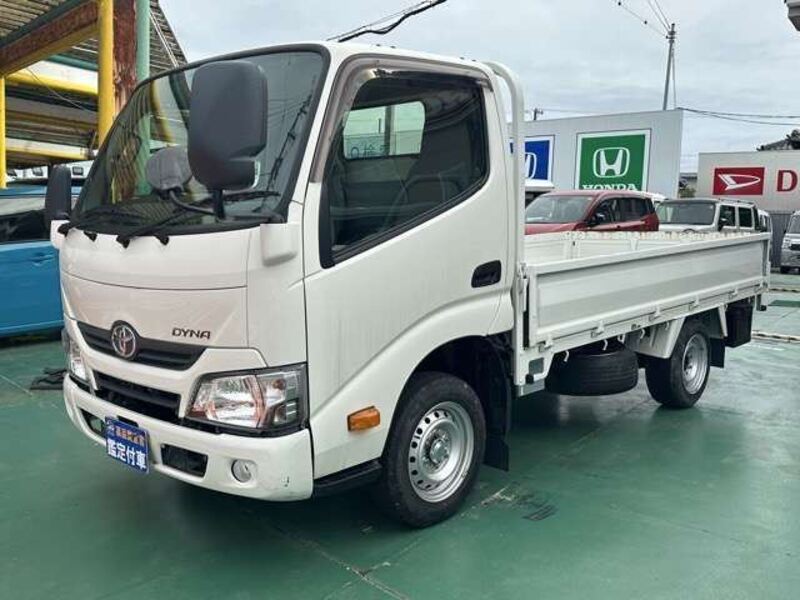 TOYOTA DYNA