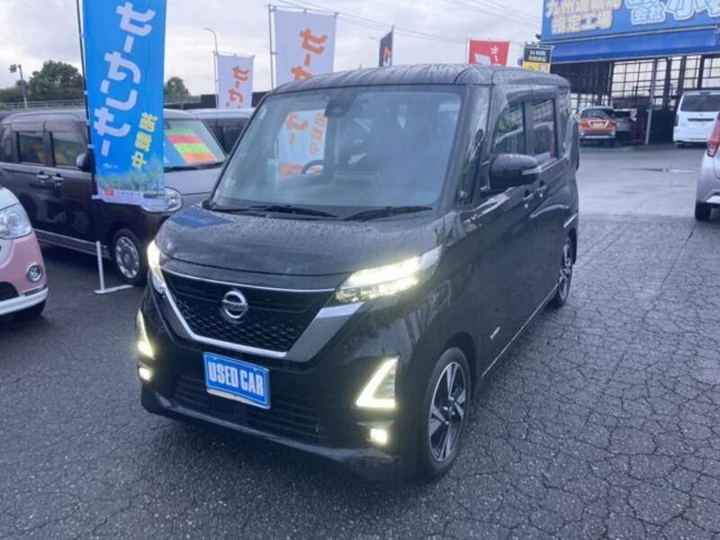 NISSAN ROOX