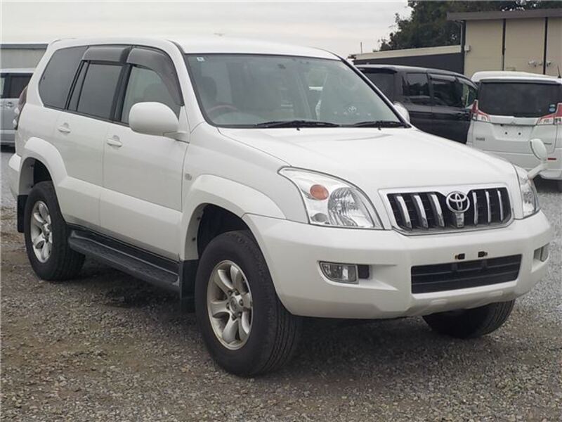 TOYOTA LAND CRUISER PRADO