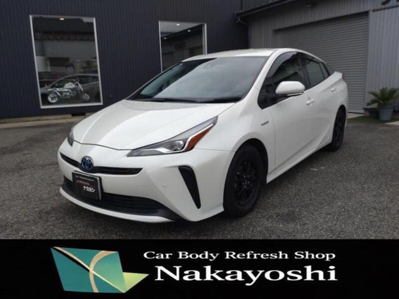 TOYOTA PRIUS