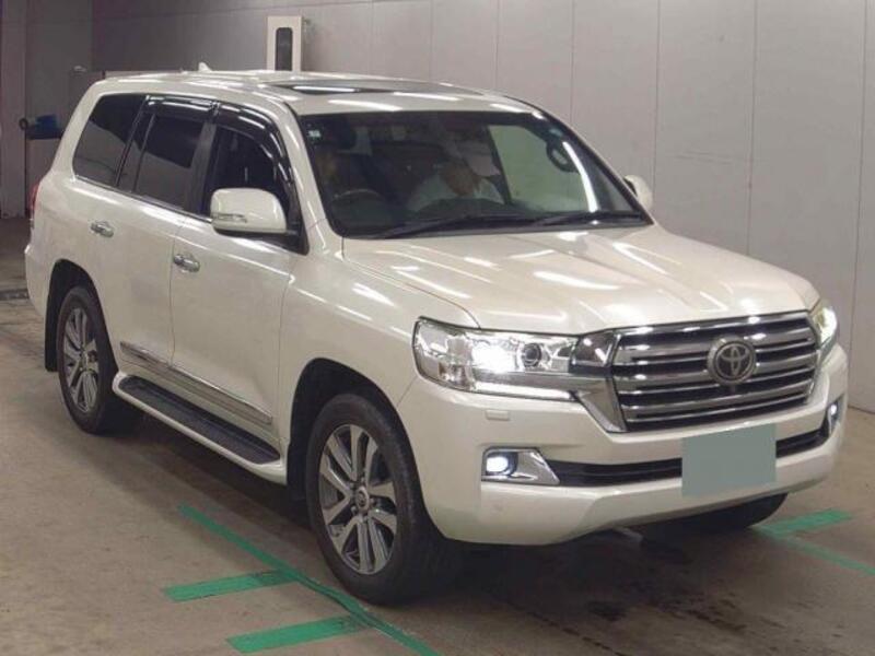 TOYOTA LAND CRUISER