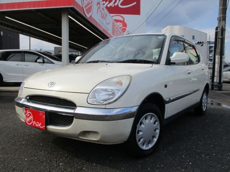 TOYOTA DUET