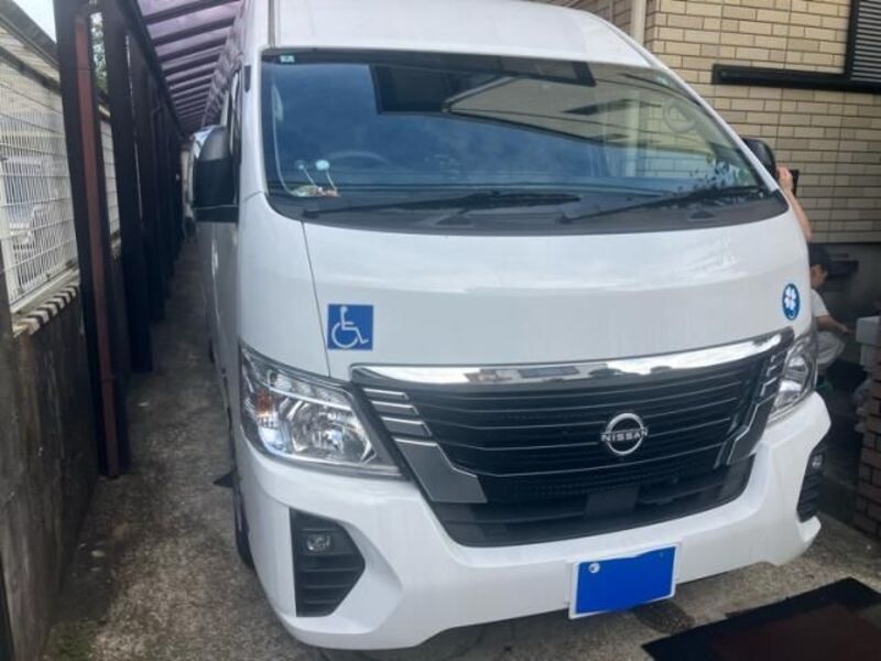 NISSAN CARAVAN BUS