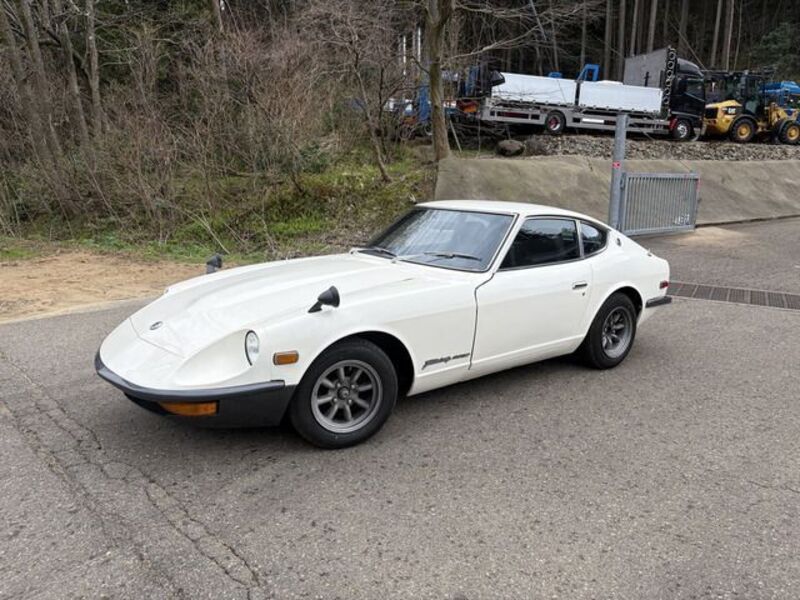 NISSAN FAIRLADY Z