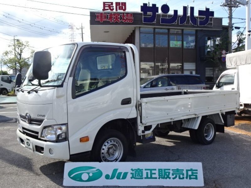 TOYOTA DYNA
