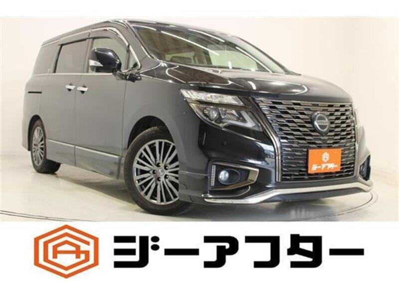 NISSAN ELGRAND