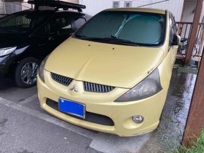 MITSUBISHI GRANDIS