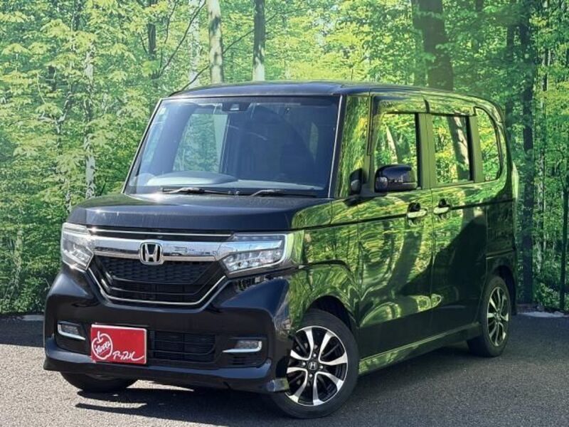 HONDA N BOX CUSTOM