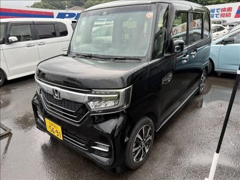 HONDA N BOX CUSTOM