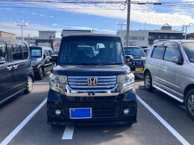 HONDA N BOX CUSTOM