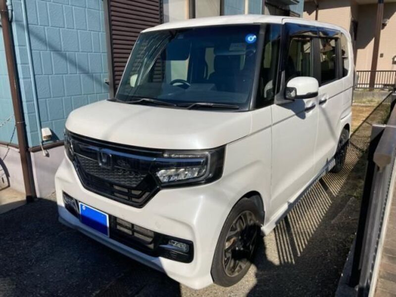 HONDA N BOX CUSTOM