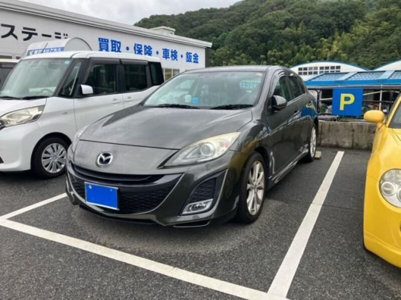 MAZDA AXELA SPORTS