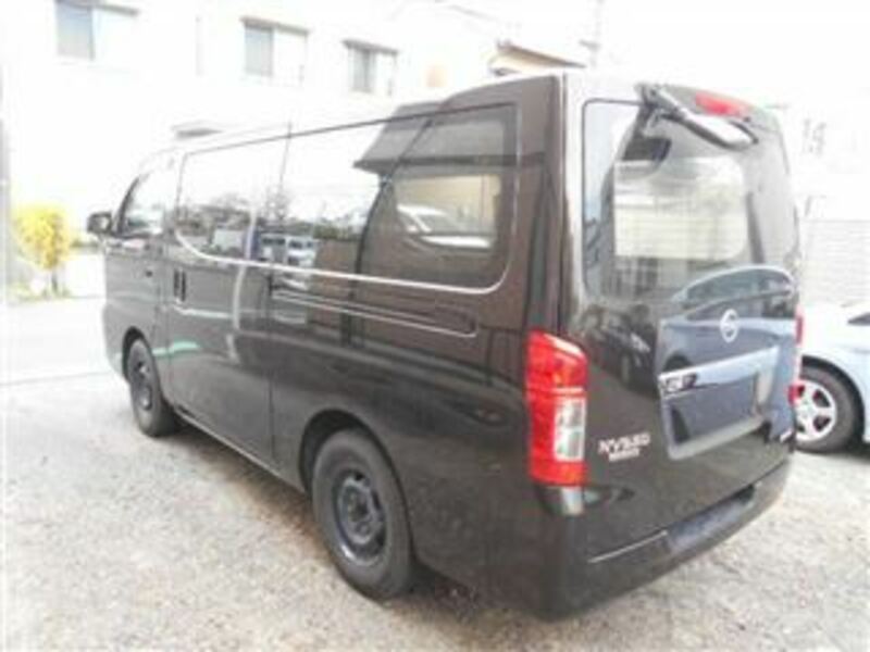 NV350 CARAVAN