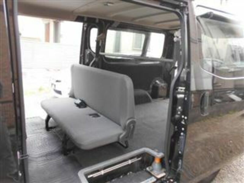 NV350 CARAVAN