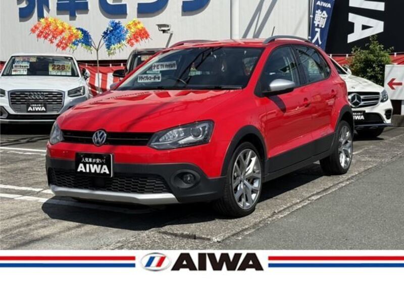 VOLKSWAGEN CROSS POLO