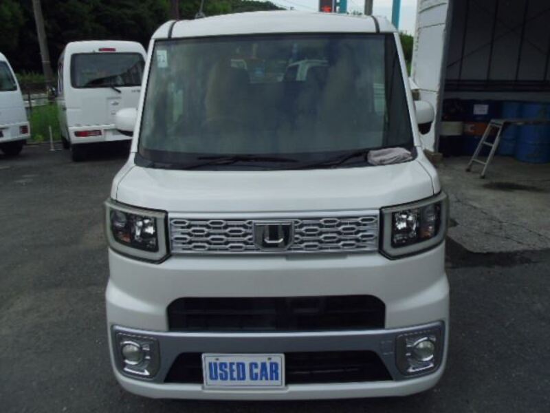 DAIHATSU WAKE