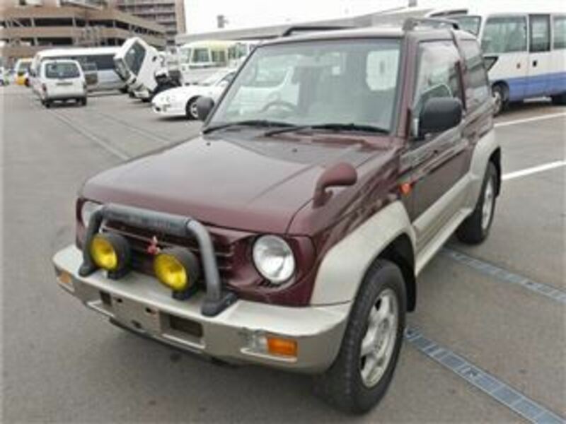 PAJERO JR