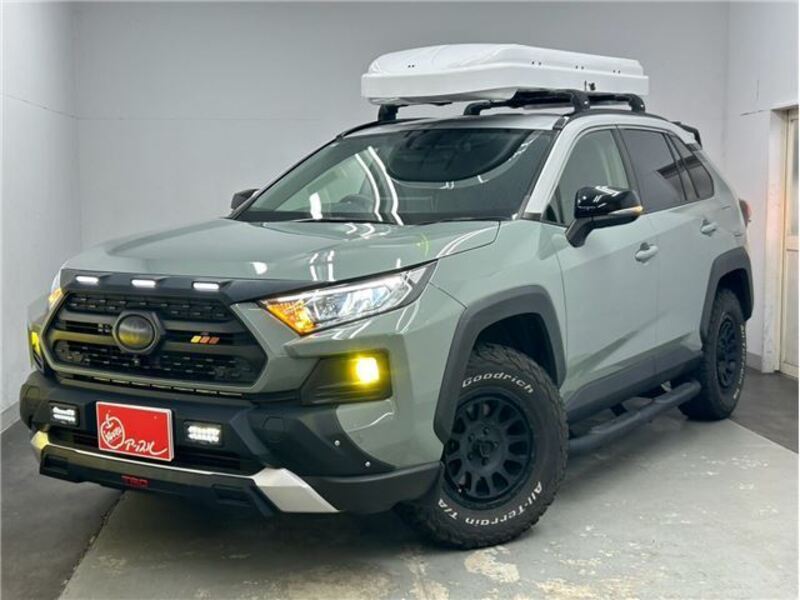 TOYOTA RAV4