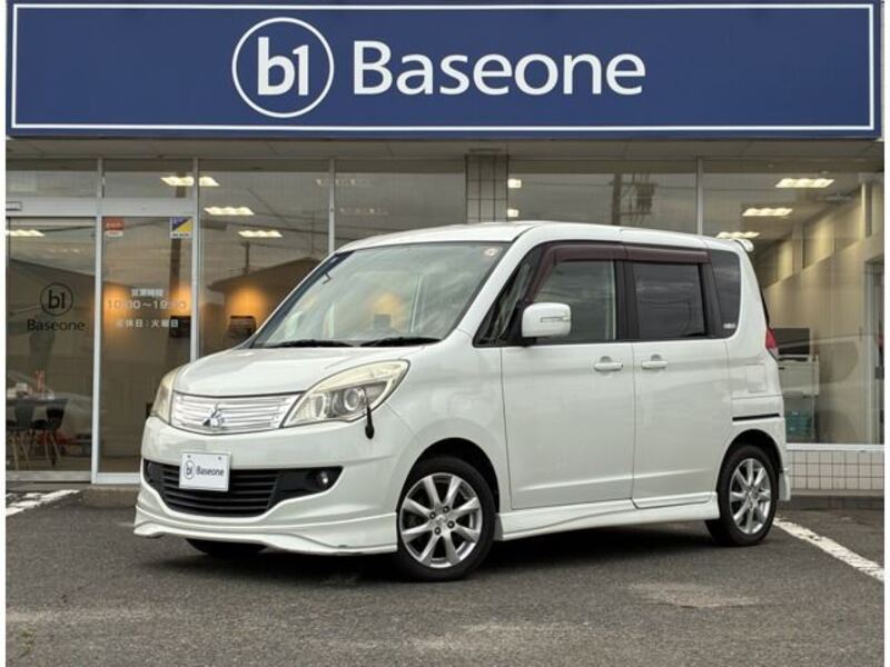 MITSUBISHI DELICA D2
