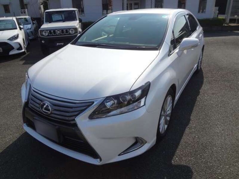 LEXUS HS