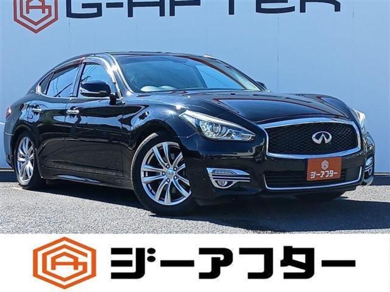 NISSAN FUGA