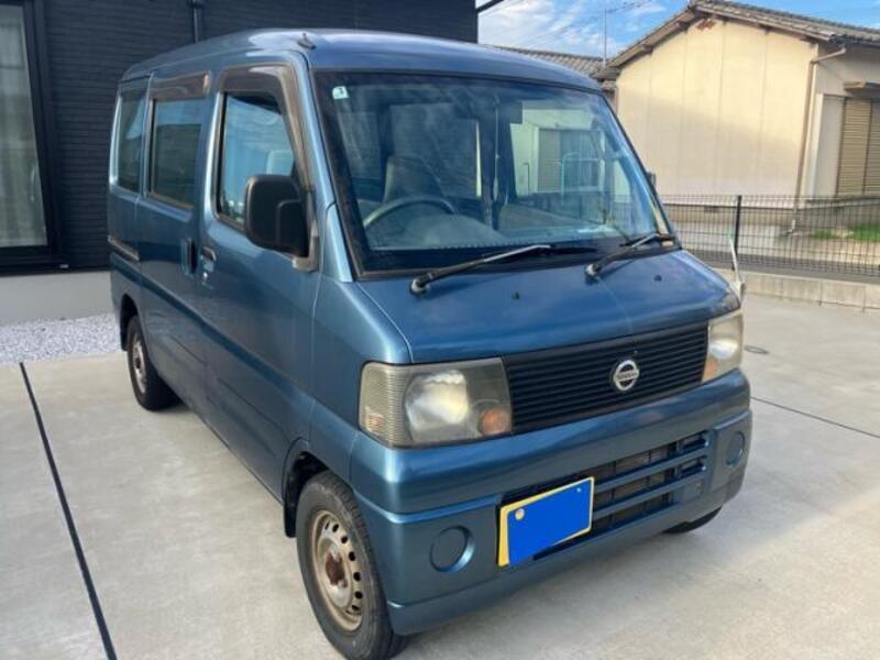 NISSAN CLIPPER VAN