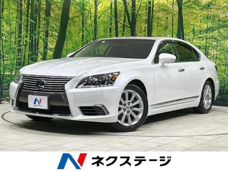 LEXUS LS