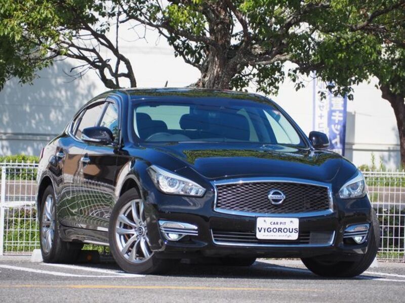 NISSAN FUGA