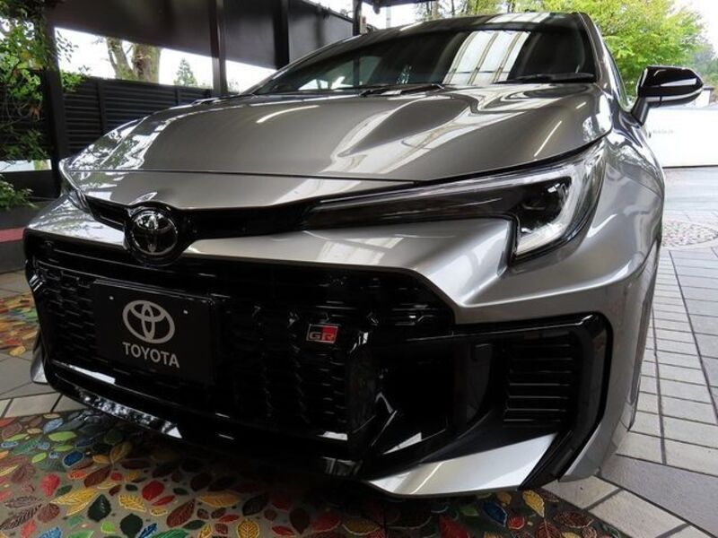 TOYOTA GR COROLLA