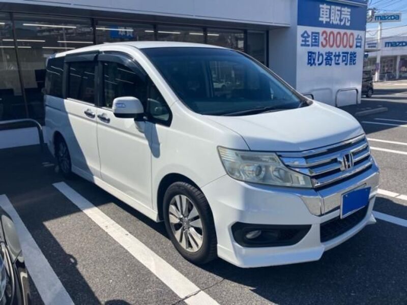 HONDA STEPWAGON SPADA