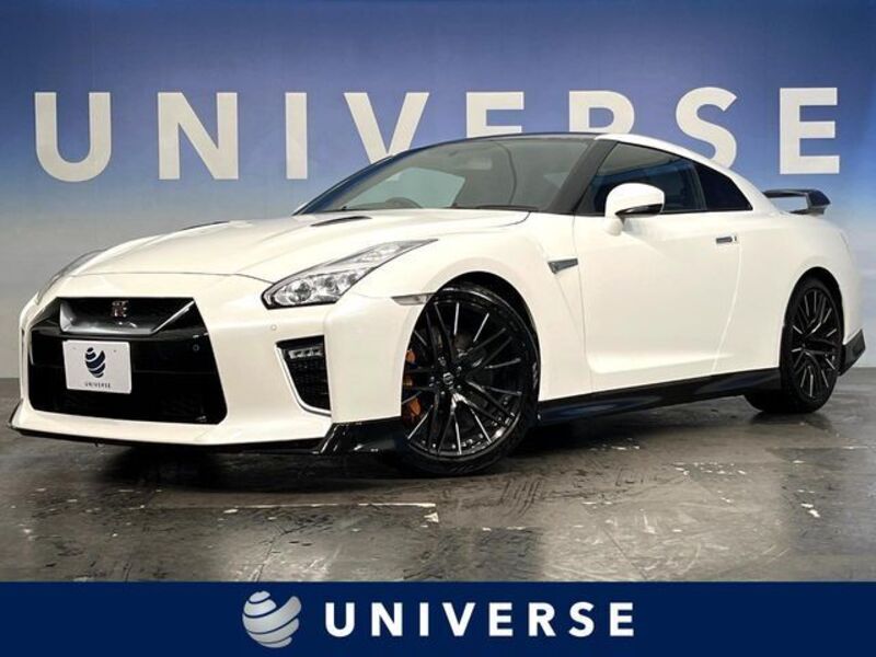 NISSAN GT-R